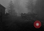 Standbild American 30 Infanterie Division setzt Verteidigung in Holz Stavelot Belgien, 1944, aus Sekunde 22 historischem Filmmaterial Videoclip 65675044524