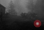 Standbild American 30 Infanterie Division setzt Verteidigung in Holz Stavelot Belgien, 1944, aus Sekunde 23 historischem Filmmaterial Videoclip 65675044524