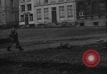 Standbild American 30 Infanterie Division setzt Verteidigung in Holz Stavelot Belgien, 1944, aus Sekunde 29 historischem Filmmaterial Videoclip 65675044524