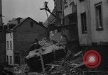 Standbild American 30 Infanterie Division setzt Verteidigung in Holz Stavelot Belgien, 1944, aus Sekunde 34 historischem Filmmaterial Videoclip 65675044524