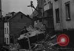 Standbild American 30 Infanterie Division setzt Verteidigung in Holz Stavelot Belgien, 1944, aus Sekunde 35 historischem Filmmaterial Videoclip 65675044524