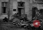 Standbild American 30 Infanterie Division setzt Verteidigung in Holz Stavelot Belgien, 1944, aus Sekunde 52 historischem Filmmaterial Videoclip 65675044524