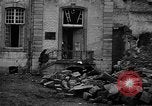 Standbild American 30 Infanterie Division setzt Verteidigung in Holz Stavelot Belgien, 1944, aus Sekunde 55 historischem Filmmaterial Videoclip 65675044524