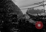 Standbild American 30 Infanterie Division setzt Verteidigung in Wald in der Nähe von Malmedy Malmedy Belgien, 1944, aus Sekunde 29 historischem Filmmaterial Videoclip 65675044525