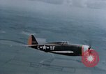 Standbild P-51 England, 1945, aus Sekunde 3 historischem Filmmaterial Videoclip 65675044535