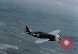 Standbild P-51 England, 1945, aus Sekunde 9 historischem Filmmaterial Videoclip 65675044535