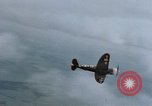 Standbild P-51 England, 1945, aus Sekunde 14 historischem Filmmaterial Videoclip 65675044535
