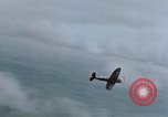 Standbild P-51 England, 1945, aus Sekunde 15 historischem Filmmaterial Videoclip 65675044535