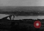 Standbild DIE US-Armee kämpft in Brest Frankreich gegen die Deutschen Brest Frankreich, 1944, aus Sekunde 45 historischem Filmmaterial Videoclip 65675044537