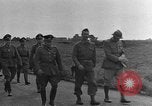 Standbild deutschen Kapitulation Beaugency Frankreich, 1944, aus Sekunde 16 historischem Filmmaterial Videoclip 65675044538