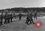 Standbild deutschen Kapitulation Beaugency Frankreich, 1944, aus Sekunde 21 historischem Filmmaterial Videoclip 65675044538