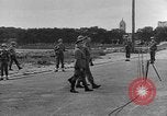 Standbild deutschen Kapitulation Beaugency Frankreich, 1944, aus Sekunde 23 historischem Filmmaterial Videoclip 65675044538