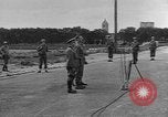 Standbild deutschen Kapitulation Beaugency Frankreich, 1944, aus Sekunde 24 historischem Filmmaterial Videoclip 65675044538