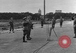 Standbild deutschen Kapitulation Beaugency Frankreich, 1944, aus Sekunde 27 historischem Filmmaterial Videoclip 65675044538