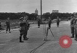 Standbild deutschen Kapitulation Beaugency Frankreich, 1944, aus Sekunde 29 historischem Filmmaterial Videoclip 65675044538