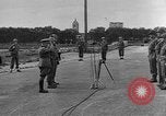 Standbild deutschen Kapitulation Beaugency Frankreich, 1944, aus Sekunde 30 historischem Filmmaterial Videoclip 65675044538
