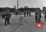 Standbild deutschen Kapitulation Beaugency Frankreich, 1944, aus Sekunde 49 historischem Filmmaterial Videoclip 65675044538