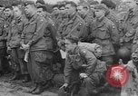 Immagine di Ottantaduesima Airborne Division Paesi Bassi, 1944, secondo 31 filmato di repertorio 65675044543