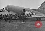 Immagine di Ottantaduesima Airborne Division Paesi Bassi, 1944, secondo 42 filmato di repertorio 65675044543