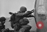 Immagine di Ottantaduesima Airborne Division Paesi Bassi, 1944, secondo 47 filmato di repertorio 65675044543