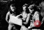 Image Les forces terrestres de l'armée américaine envahissent Aix-la-Chapelle en Allemagne Aix-la-Chapelle en Allemagne, 1944, de la seconde 36 séquences d'archives historiques vidéo 65675044557