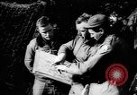 Image Les forces terrestres de l'armée américaine envahissent Aix-la-Chapelle en Allemagne Aix-la-Chapelle en Allemagne, 1944, de la seconde 40 séquences d'archives historiques vidéo 65675044557