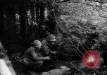 Image Soldats DE l'armée AMÉRICAINE à la périphérie d'Aix-la-Chapelle en Allemagne Aix-la-Chapelle en Allemagne, 1944, de la seconde 7 séquences d'archives historiques vidéo 65675044560