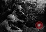 Image Soldats DE l'armée AMÉRICAINE à la périphérie d'Aix-la-Chapelle en Allemagne Aix-la-Chapelle en Allemagne, 1944, de la seconde 19 séquences d'archives historiques vidéo 65675044560