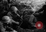 Image Soldats DE l'armée AMÉRICAINE à la périphérie d'Aix-la-Chapelle en Allemagne Aix-la-Chapelle en Allemagne, 1944, de la seconde 25 séquences d'archives historiques vidéo 65675044560