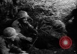 Image Soldats DE l'armée AMÉRICAINE à la périphérie d'Aix-la-Chapelle en Allemagne Aix-la-Chapelle en Allemagne, 1944, de la seconde 26 séquences d'archives historiques vidéo 65675044560