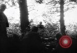 Image Soldats DE l'armée AMÉRICAINE à la périphérie d'Aix-la-Chapelle en Allemagne Aix-la-Chapelle en Allemagne, 1944, de la seconde 31 séquences d'archives historiques vidéo 65675044560