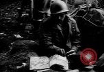 Image Soldats DE l'armée AMÉRICAINE à la périphérie d'Aix-la-Chapelle en Allemagne Aix-la-Chapelle en Allemagne, 1944, de la seconde 60 séquences d'archives historiques vidéo 65675044560