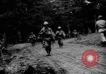 Image des Forces terrestres Aix-la-Chapelle en Allemagne, 1944, de la seconde 12 séquences d'archives historiques vidéo 65675044561