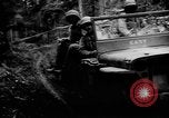 Image Des soldats américains chargent des camions Aix-la-Chapelle en Allemagne, 1944, de la seconde 10 séquences d'archives historiques vidéo 65675044562