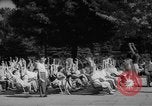 Standbild Grossinger der Catskill Resort Hotel Liberty New York USA, 1948, aus Sekunde 10 historischem Filmmaterial Videoclip 65675044571