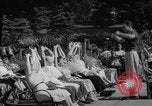 Standbild Grossinger der Catskill Resort Hotel Liberty New York USA, 1948, aus Sekunde 36 historischem Filmmaterial Videoclip 65675044571