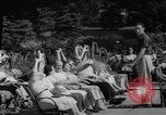 Standbild Grossinger der Catskill Resort Hotel Liberty New York USA, 1948, aus Sekunde 37 historischem Filmmaterial Videoclip 65675044571
