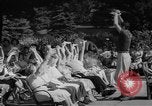 Standbild Grossinger der Catskill Resort Hotel Liberty New York USA, 1948, aus Sekunde 41 historischem Filmmaterial Videoclip 65675044571