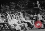 Standbild Grossinger der Catskill Resort Hotel Liberty New York USA, 1948, aus Sekunde 59 historischem Filmmaterial Videoclip 65675044571