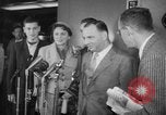 Standbild rumänische Gefangene New York United States USA, 1954, aus Sekunde 24 historischem Filmmaterial Videoclip 65675044575