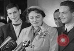 Standbild rumänische Gefangene New York United States USA, 1954, aus Sekunde 25 historischem Filmmaterial Videoclip 65675044575