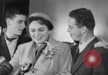 Standbild rumänische Gefangene New York United States USA, 1954, aus Sekunde 30 historischem Filmmaterial Videoclip 65675044575