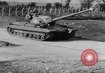 Standbild British Tank Vereinigtes Königreich, 1954, aus Sekunde 16 historischem Filmmaterial Videoclip 65675044576