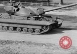 Standbild British Tank Vereinigtes Königreich, 1954, aus Sekunde 18 historischem Filmmaterial Videoclip 65675044576