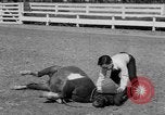 Standbild Ronnie Graham California United States USA, 1954, aus Sekunde 20 historischem Filmmaterial Videoclip 65675044581