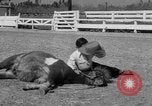 Standbild Ronnie Graham California United States USA, 1954, aus Sekunde 26 historischem Filmmaterial Videoclip 65675044581