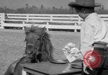 Standbild Ronnie Graham California United States USA, 1954, aus Sekunde 31 historischem Filmmaterial Videoclip 65675044581