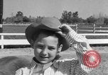Standbild Ronnie Graham California United States USA, 1954, aus Sekunde 47 historischem Filmmaterial Videoclip 65675044581