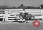 Standbild Ronnie Graham California United States USA, 1954, aus Sekunde 57 historischem Filmmaterial Videoclip 65675044581