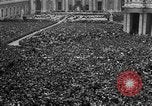 Standbild Papst Pius X Rom Italien, 1954, aus Sekunde 40 historischem Filmmaterial Videoclip 65675044582